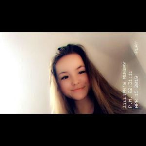 Meet your Posher, Jillian